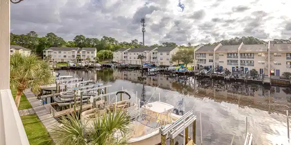 2421 Beachview Drive