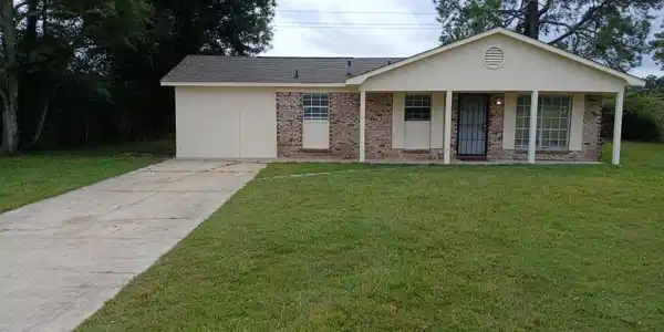 208 Cedar Drive