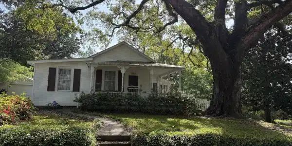 502 Rayburn Avenue