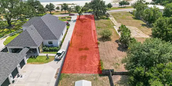 1404 E Beach Boulevard