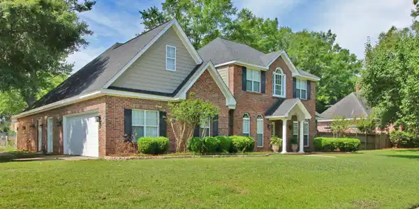 2528 Faulkner Court