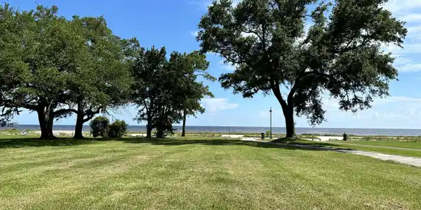2507 Beach Boulevard