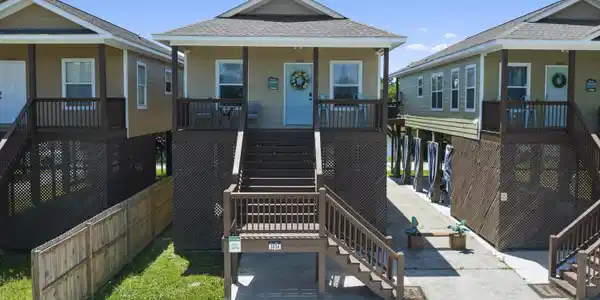 303 Lac Bleu Avenue