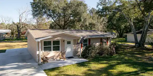4520 Hilltop Drive