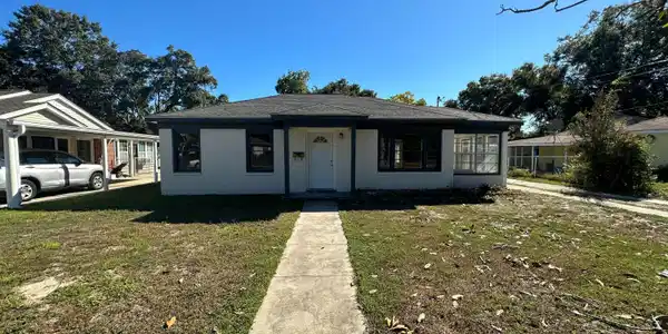 261 Dewey Circle