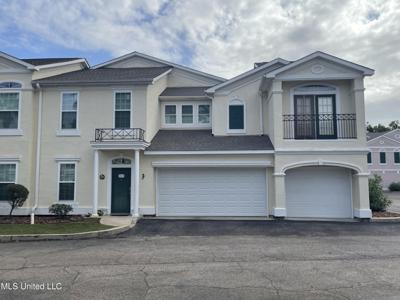 2252 Beach Drive