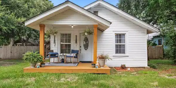 323 Easterbrook Street