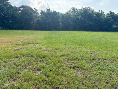 Seaside Oaks Drive