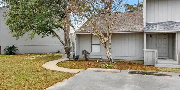 223 Highpoint Drive