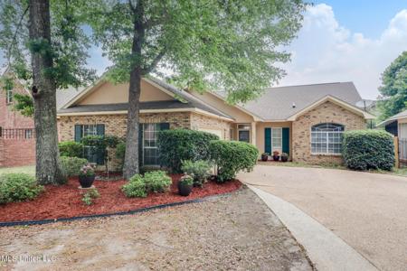 2616 Rue Palafox