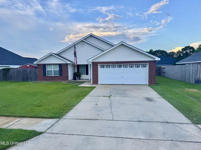 421 Pinecrest Circle