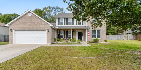 55 Lakeview Drive
