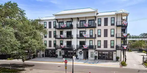 124 Court Street