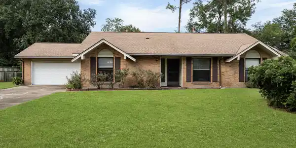 1209 Wellington Lane