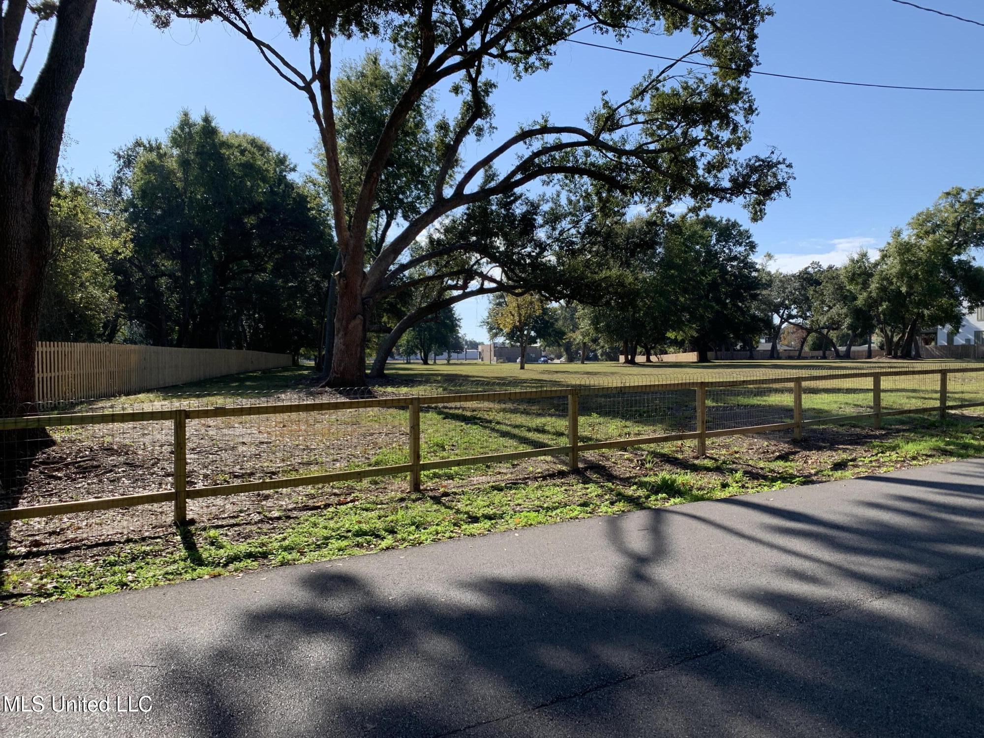 Image 2: E Old Pass Rd