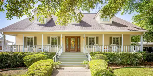 726 Live Oak Drive