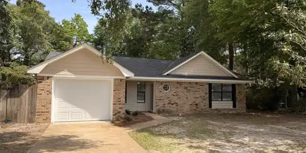 9120 Barnacle Boulevard