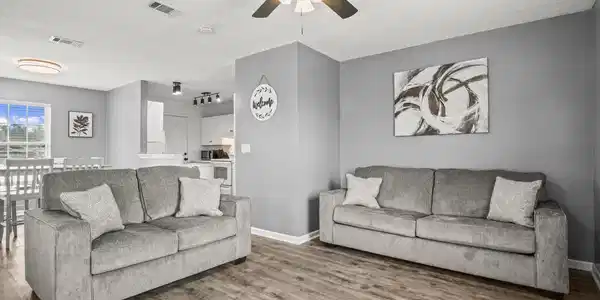 Image 2: Living room