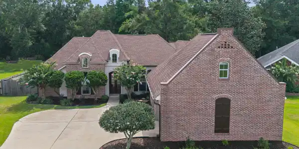 7 Southern Oaks Lane