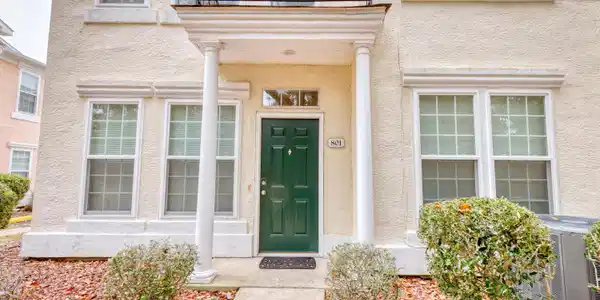 2252 Beach Drive