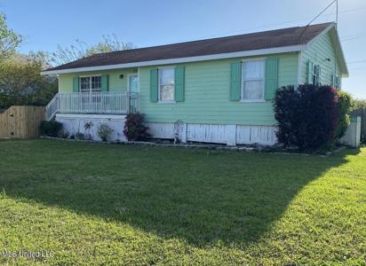 109 Wenmar Avenue