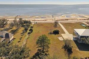 Image 1: 718 S Beach 2