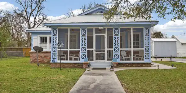 216 Sycamore Street
