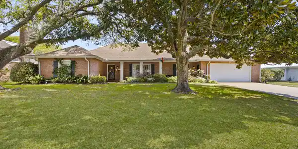 230 Southern Circle