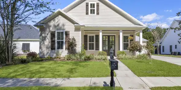 122 Heron Park Place