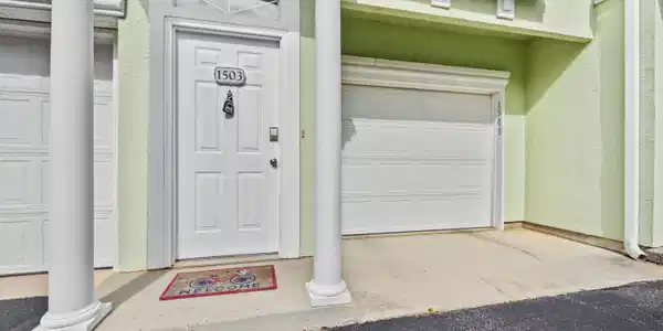 2252 Beach Drive