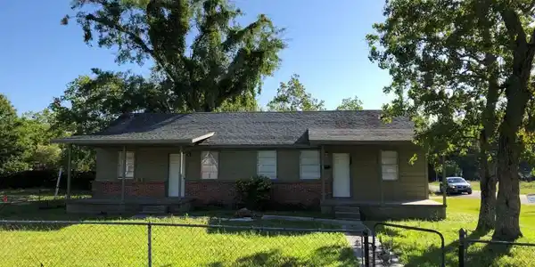 Image 2: front