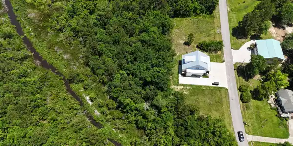 Image 3: DJI_20250511133441_0007_D