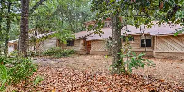 1213 Nelson Drive