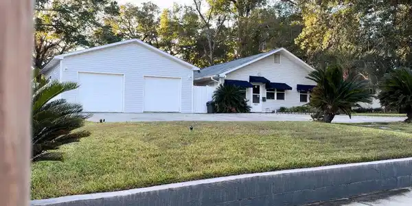 1223 Kensington Drive