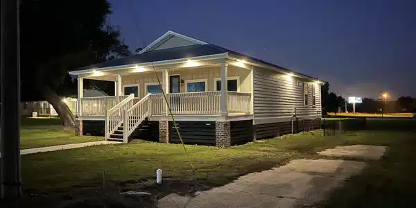 144 Cedar Drive E
