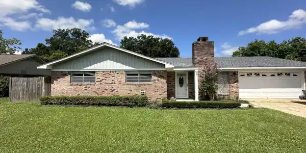 847 Bluewood Drive