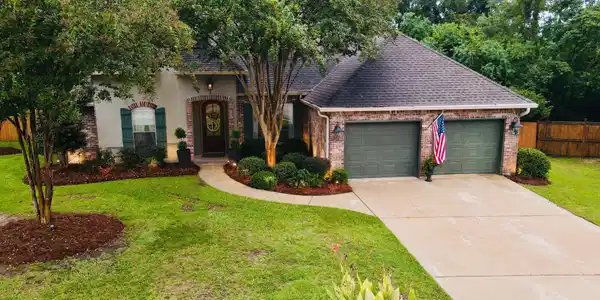 2026 Ivy Court