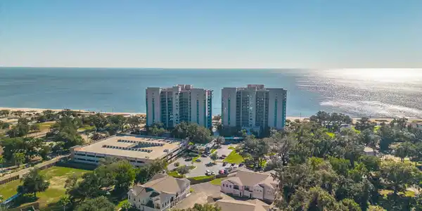 2252 Beach Drive