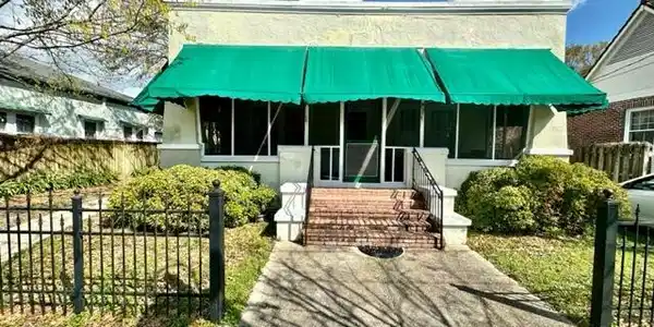 105 Carroll Avenue