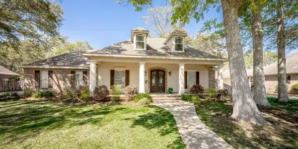 3208 Oakleigh Circle