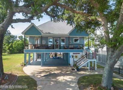 432 W Beach Boulevard