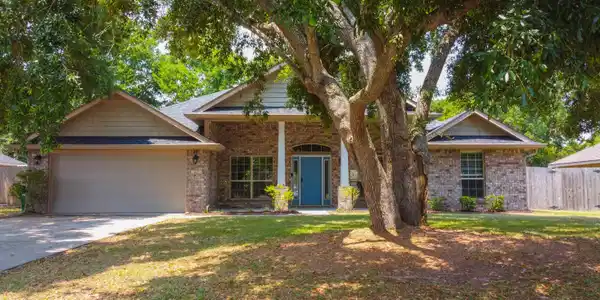 121 Cattail Lane