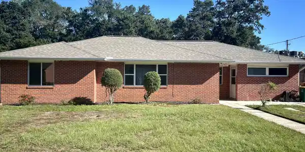 312 Shirley Court