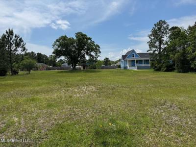 105 Edwards Drive