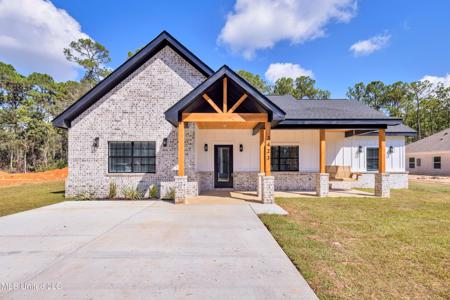 3423 Raintree Drive