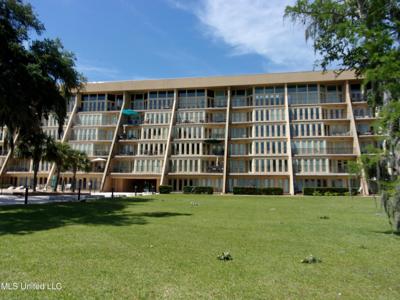 520 Beach Boulevard