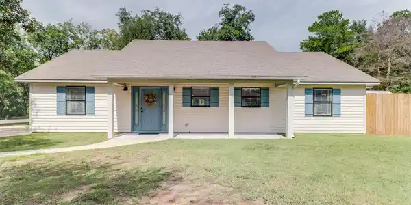 3328 Mangrove Street