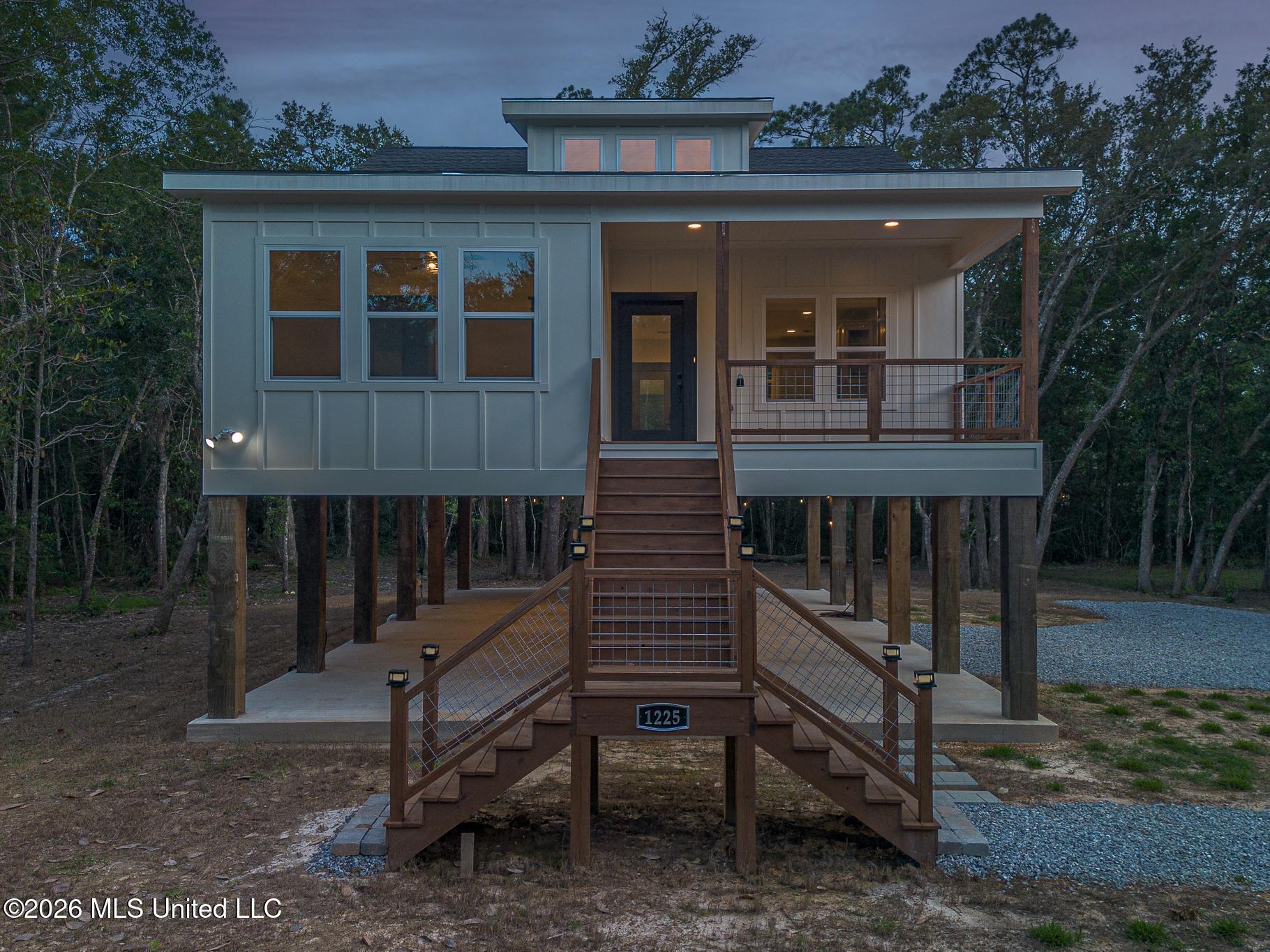 Image 1: Exterior