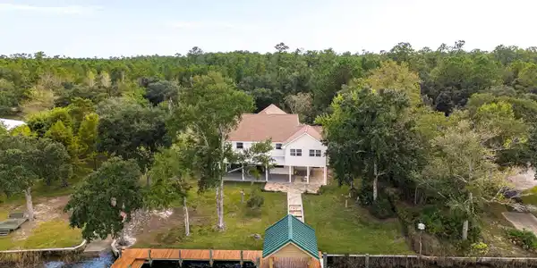 25034 Arcadia Farm Road