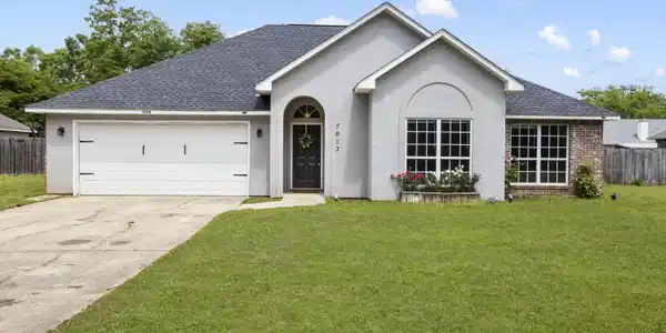 7012 Pinehurst Drive